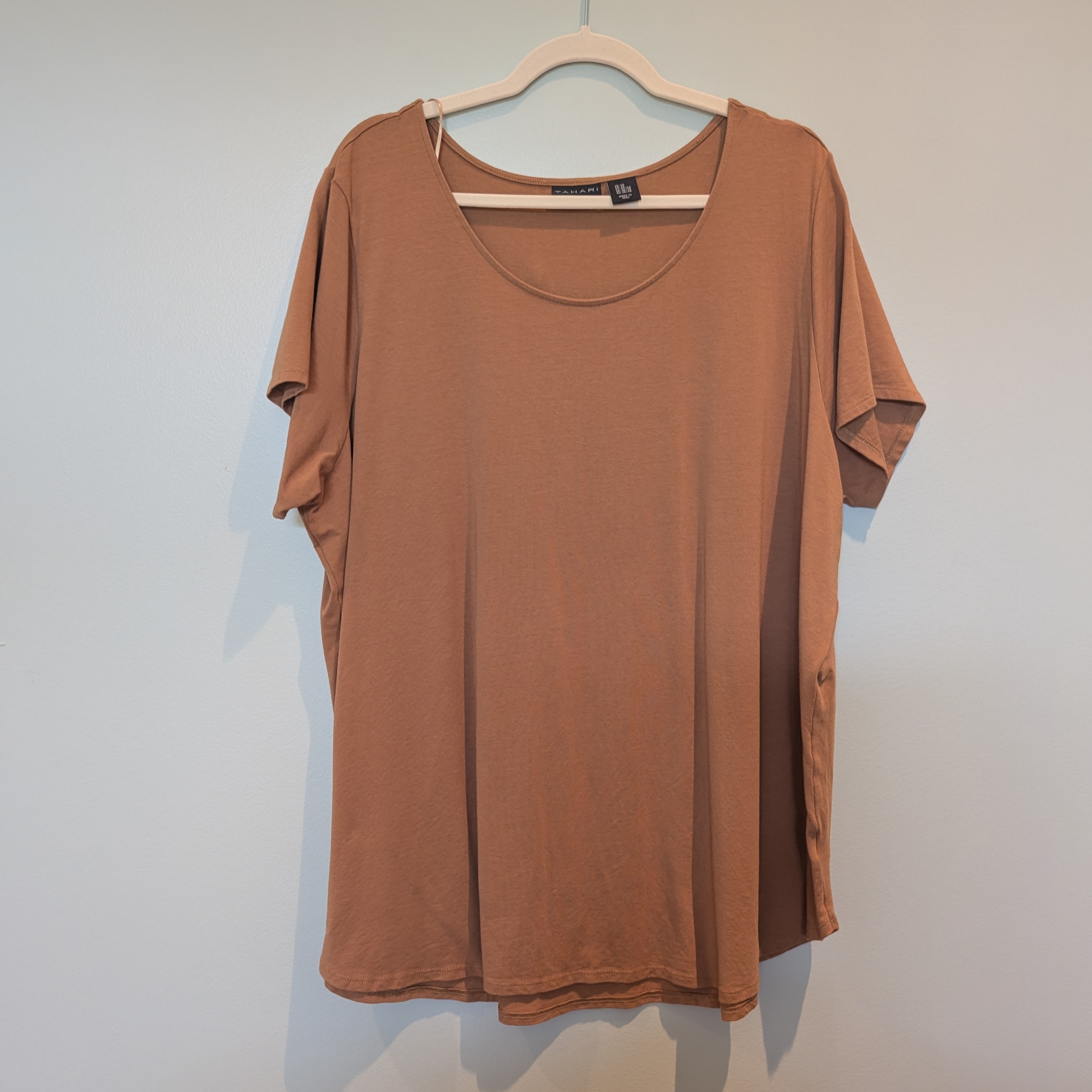 Tahari Short Sleeve Tee
